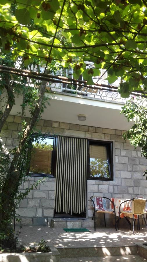 Apartments Penovic Kotor Exteriör bild